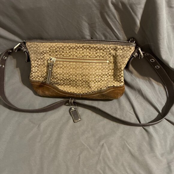 Coach Vintage Khaki Signature Jacquard Habo Shoulder Bag Convertible - Picture 1 of 8